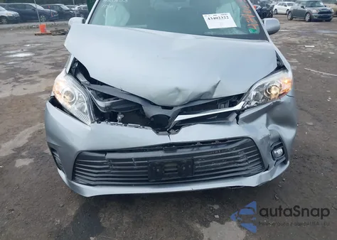 2019 Toyota Sienna Xle 8 Passenger z USA, uszkodzony, nr VIN 5TDYZ3DC8KS983668